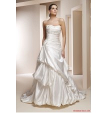 Claudine_Wedding_Dresses_ - Style 7831